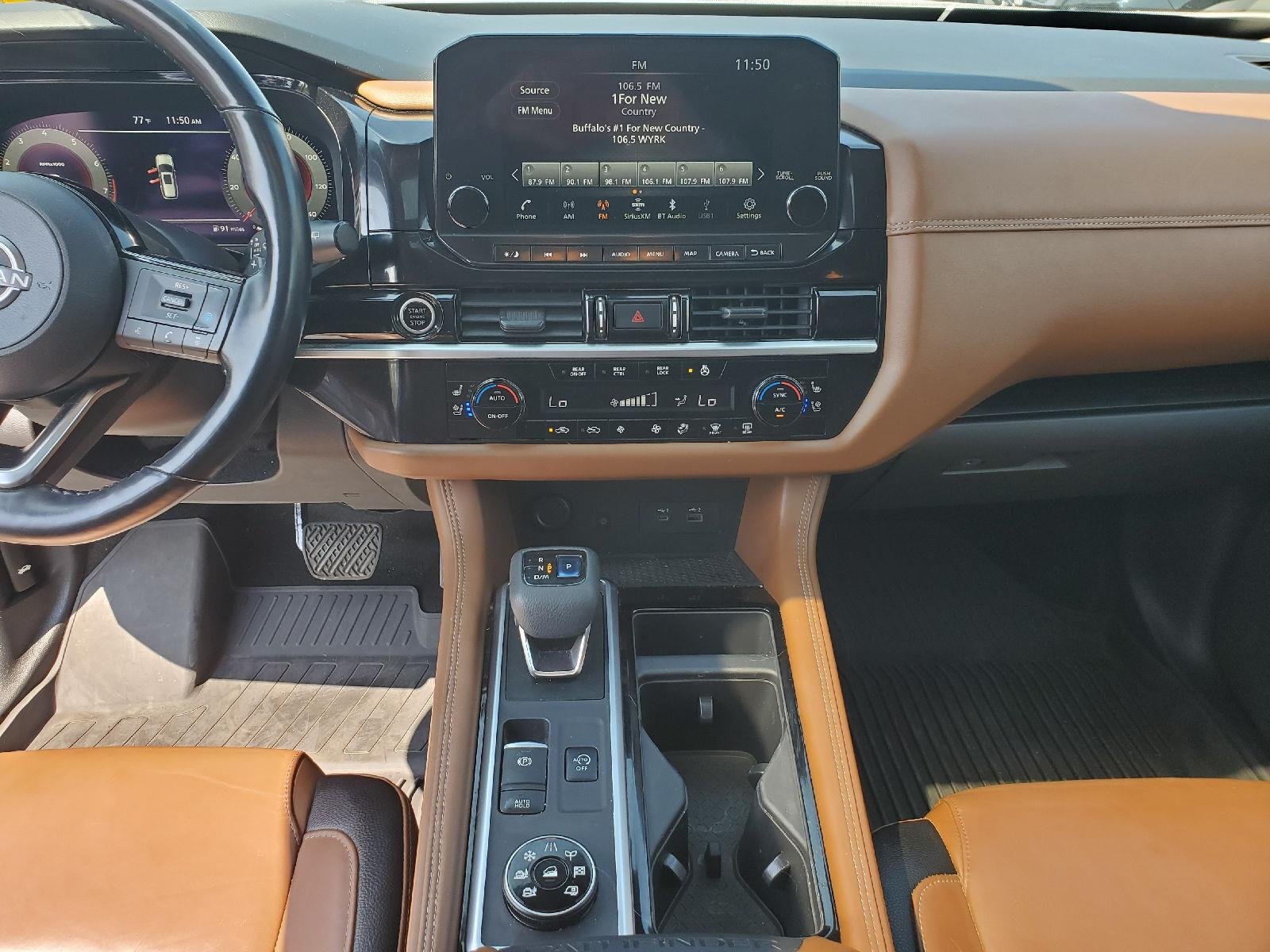 Used 2022 Pearl White Tricoat/Super Black Nissan Platinum image 19