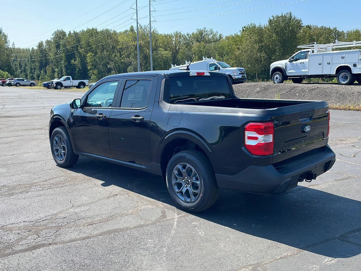 New 2026 Shadow Black Ford XLT image 3