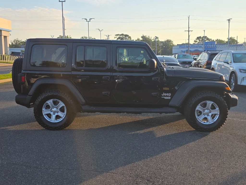 Used 2018 Black Clear Coat Jeep Unlimited Sport S image 18