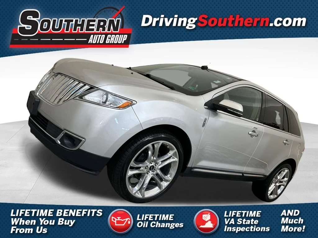 Used 2014 Silver Lincoln Base image 1