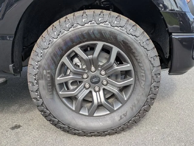 New 2026 Agate Black Metallic Ford Tremor® image 11