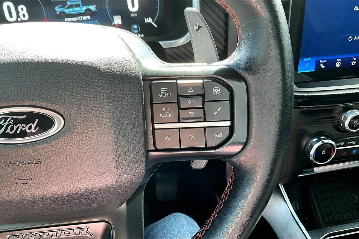 Used 2023  Ford Raptor image 13