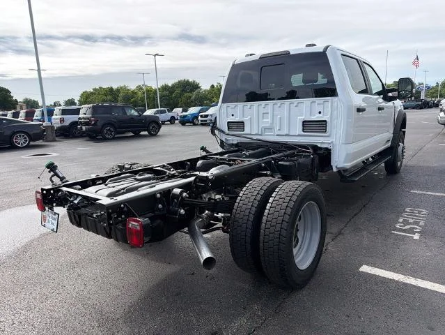 New 2026 Oxford White Ford F-550® XL image 23