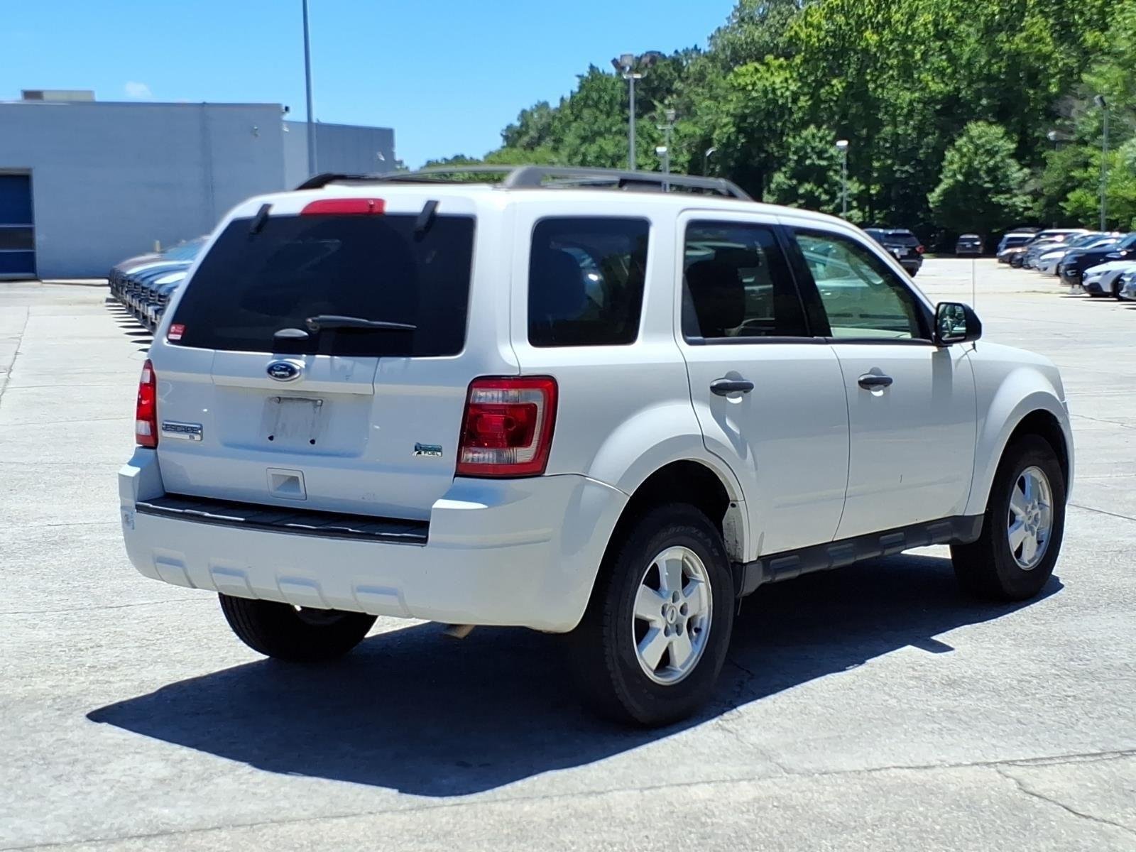 Used 2012 White Suede Ford XLT image 7