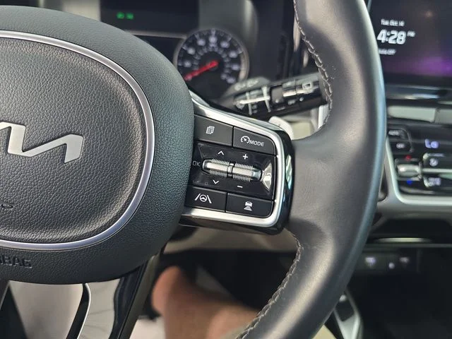 2023 Kia Sorento EX Hybrid - Photo 18