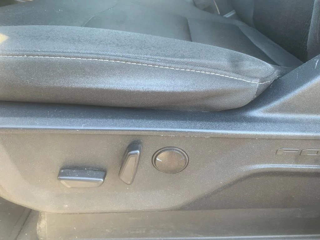 Used 2023 Silver Metallic Ford XLT image 11