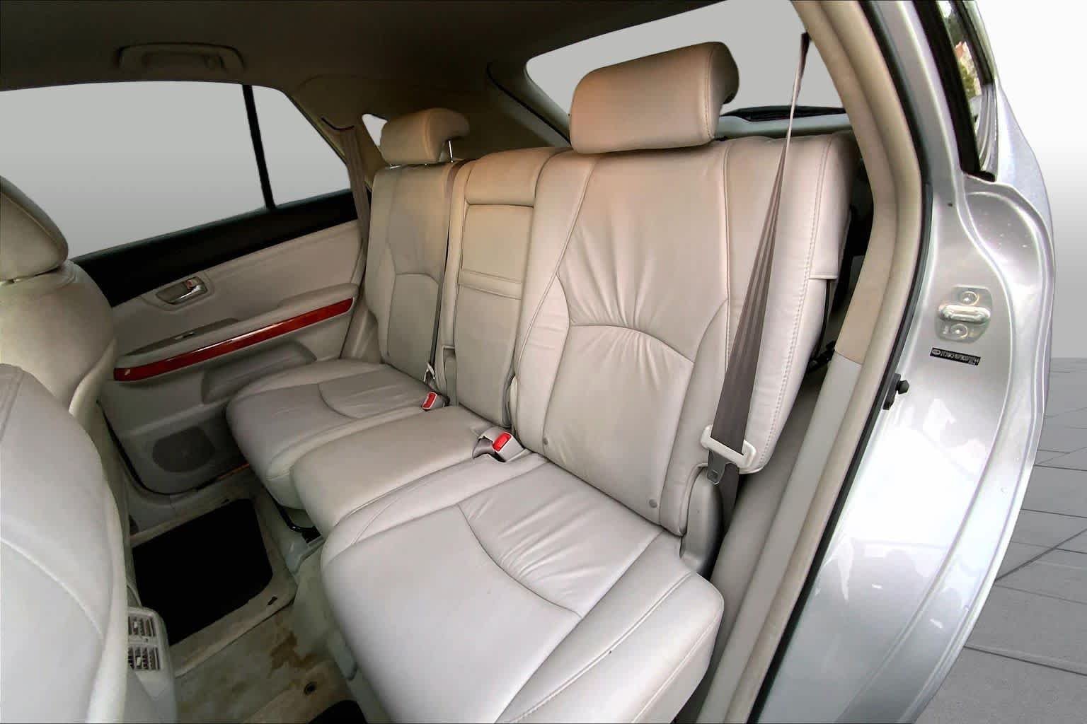 Used 2009 Classic Silver Metallic Lexus  image 19