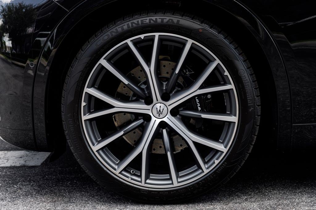 New 2026 Black Maserati Modena V6 image 44