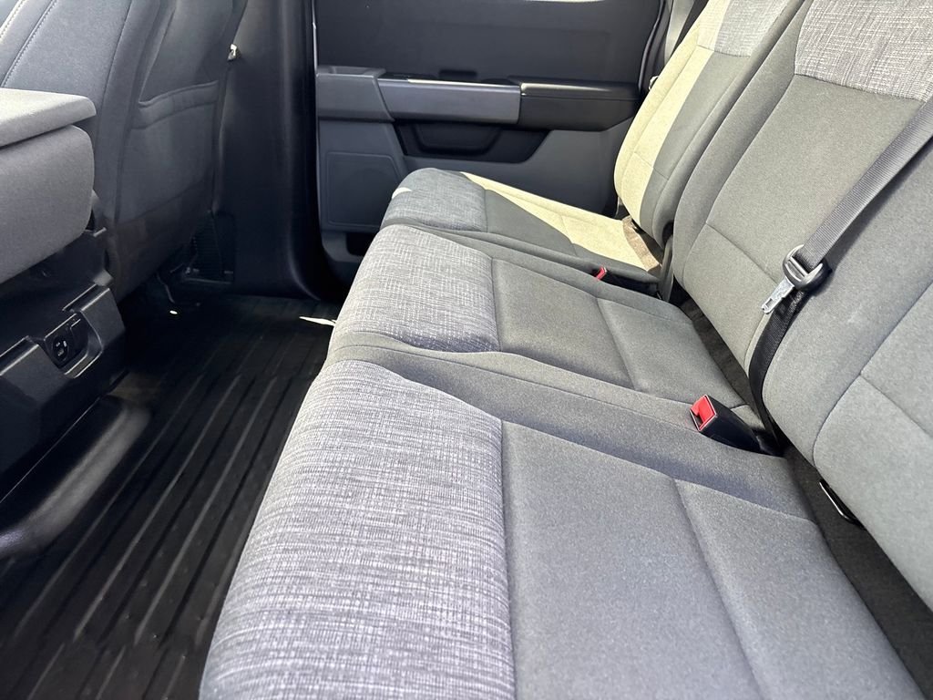 Used 2023 White Ford XLT image 24