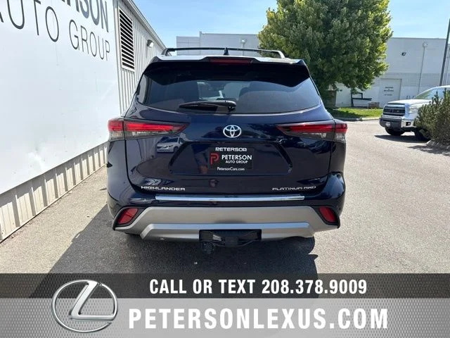 Used 2024  Toyota Platinum image 5
