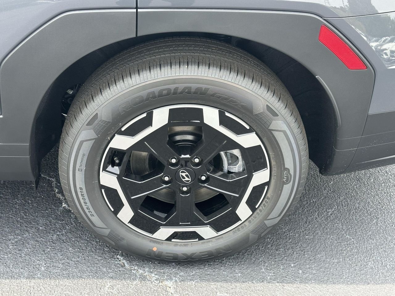New 2026 Ecotronic Gray Hyundai SE image 17