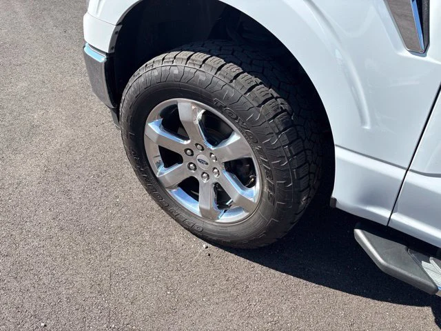 Used 2021 White Ford XLT image 4