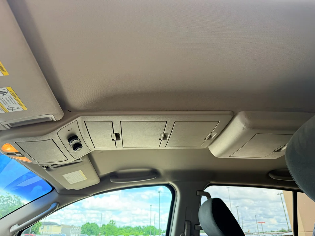 Used 2010 Smoke Nissan SE image 23