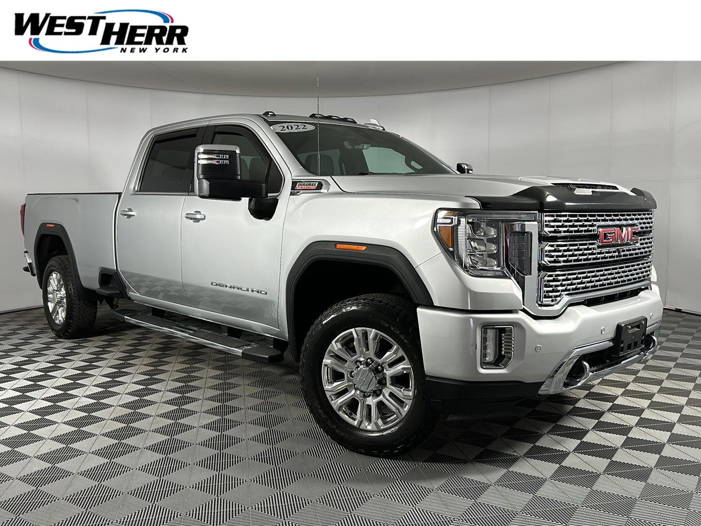 Used 2022 Quicksilver Metallic GMC Denali image 1