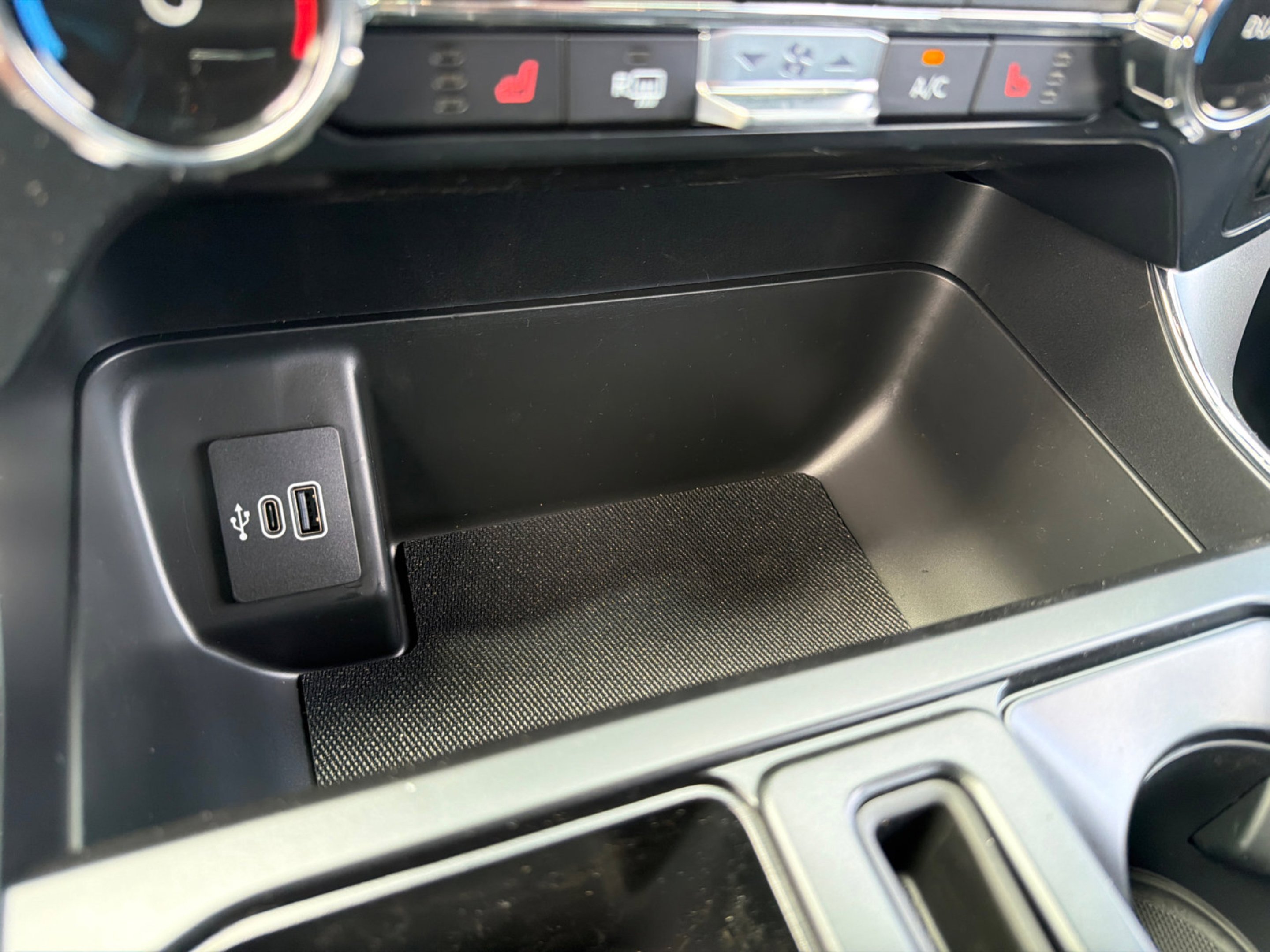 New 2026 Oxford White Ford XLT image 28