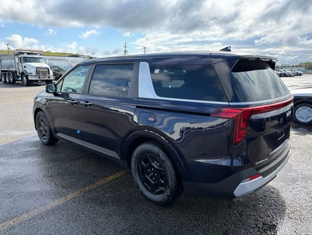New 2026 Deep Chroma Blue Kia LX image 5