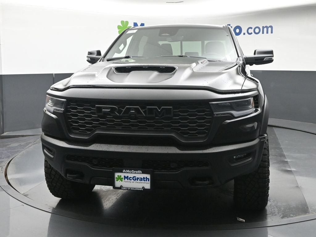 New 2026 Diamond Black Crystal Pearl-Coat Exterior Paint RAM RHO image 30