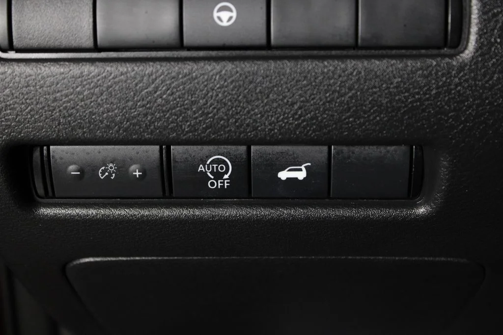 2024 Nissan Rogue SV - Photo 24