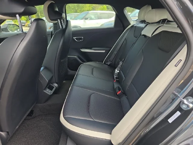 New 2026 Interstellar Gray Kia GT-Line image 6