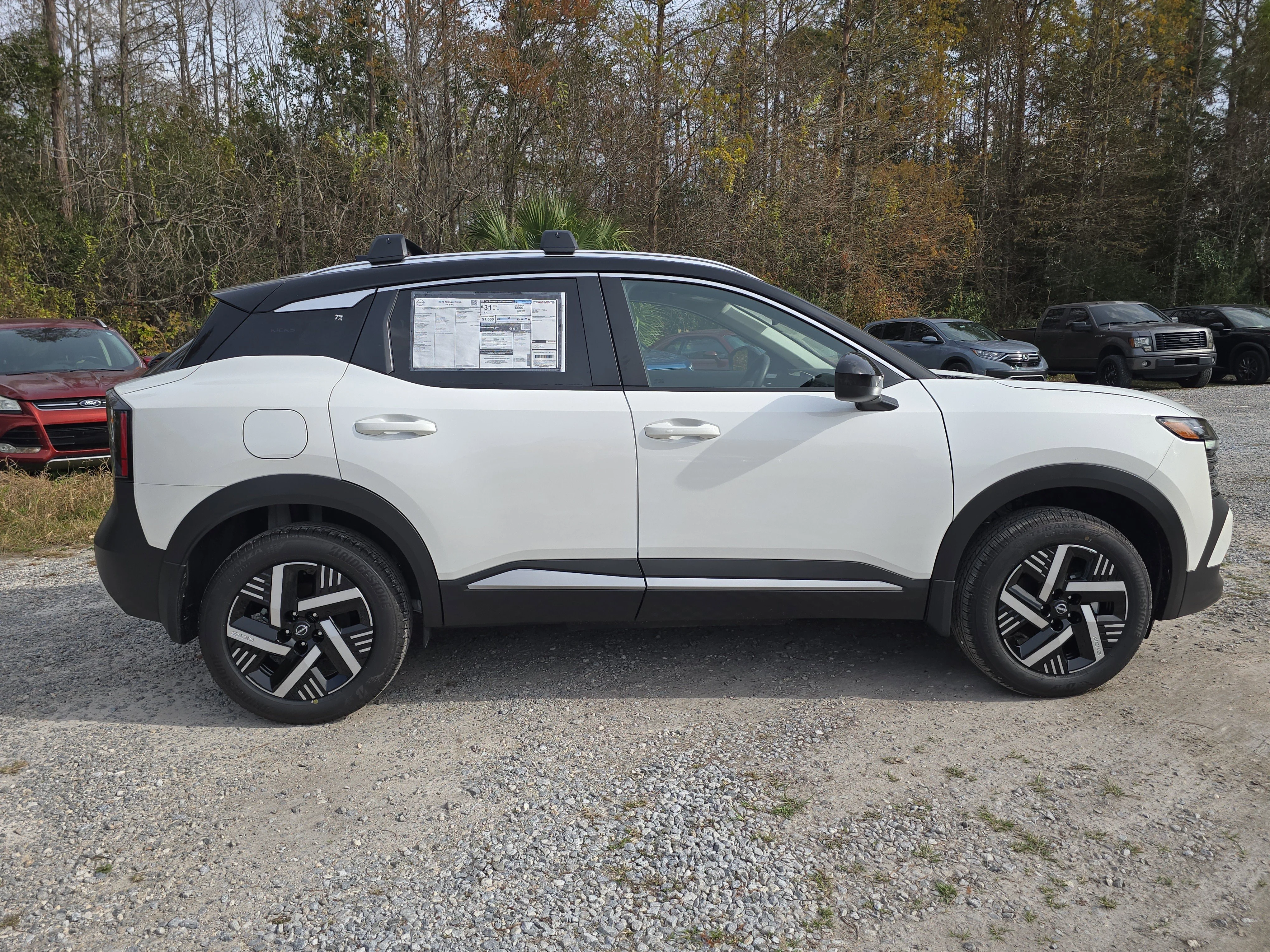 2026 Nissan KICKS SV - Photo 9