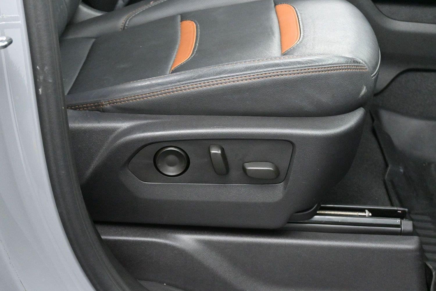 Used 2024 Thunderstorm Gray GMC AT4 image 31