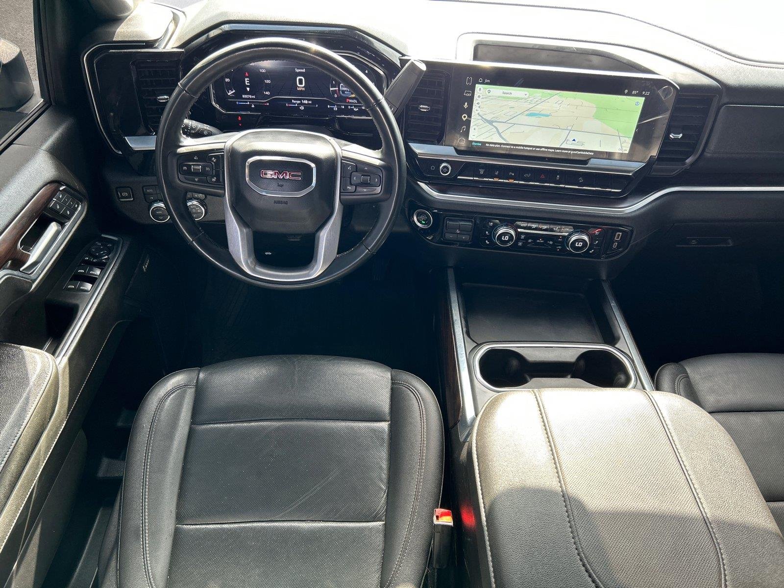 Used 2024 Summit White GMC SLT image 31