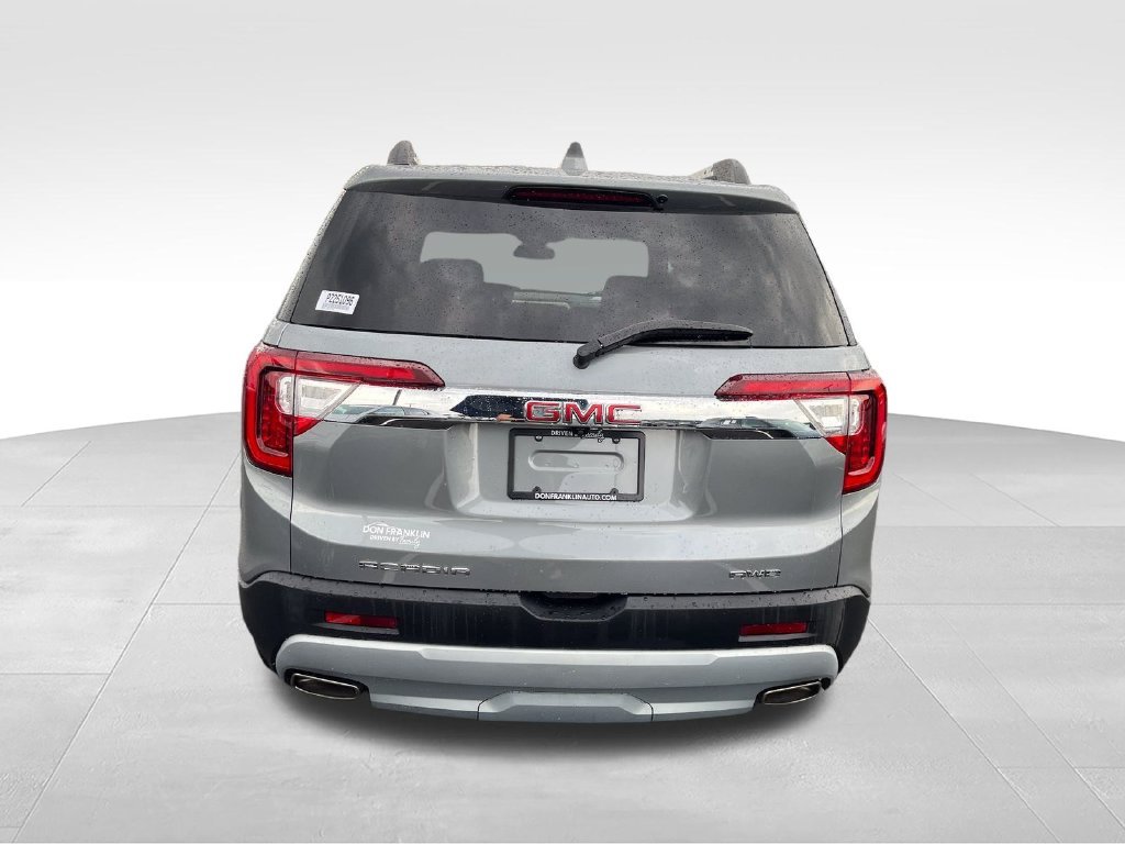 Used 2023 Silver GMC SLT image 4