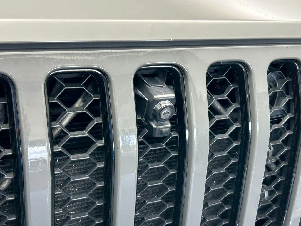 Used 2022 Sting-Gray Clearcoat Jeep Unlimited Sahara High Altitude image 49