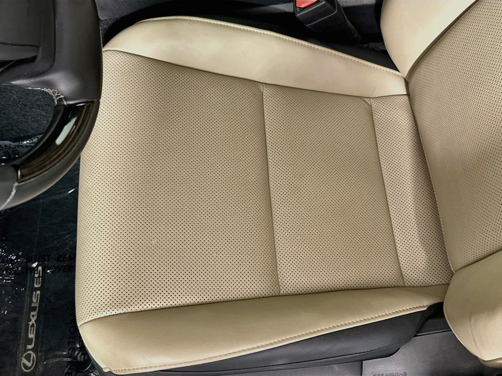 Used 2020 Sunlit Green Lexus 300h image 19