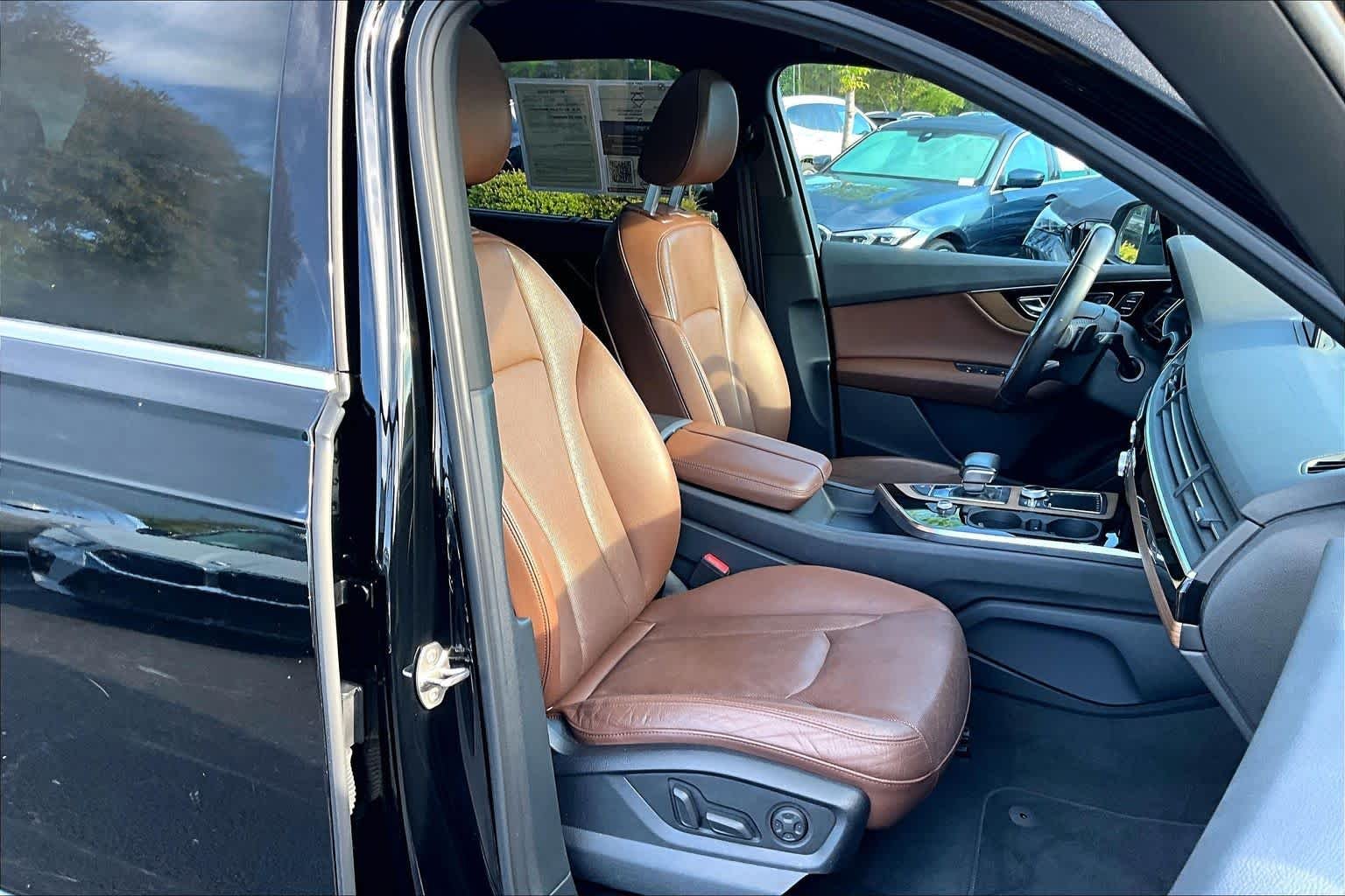 Used 2017 Night Black Audi Prestige image 9