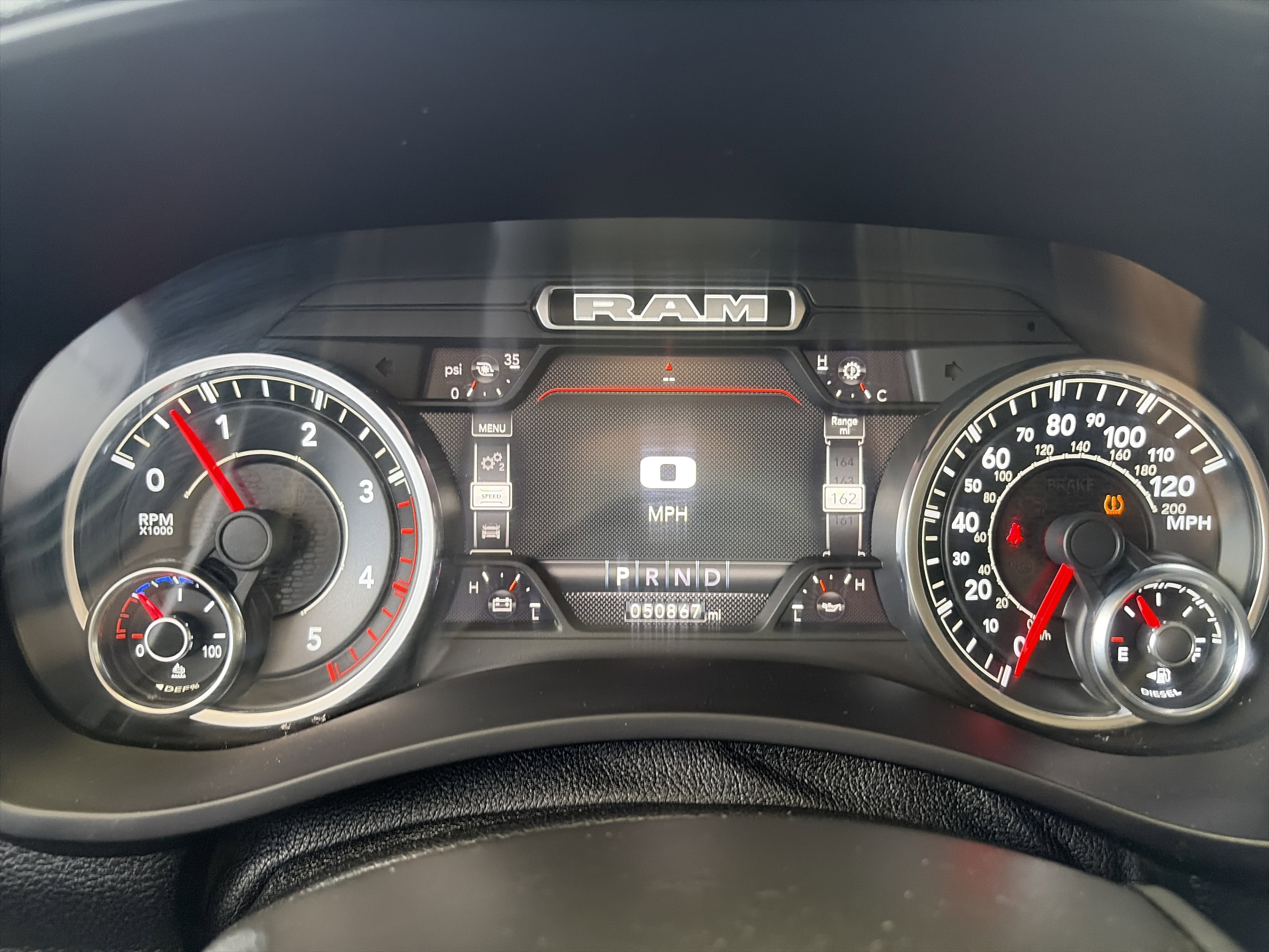 Used 2022 White Ram Laramie image 28