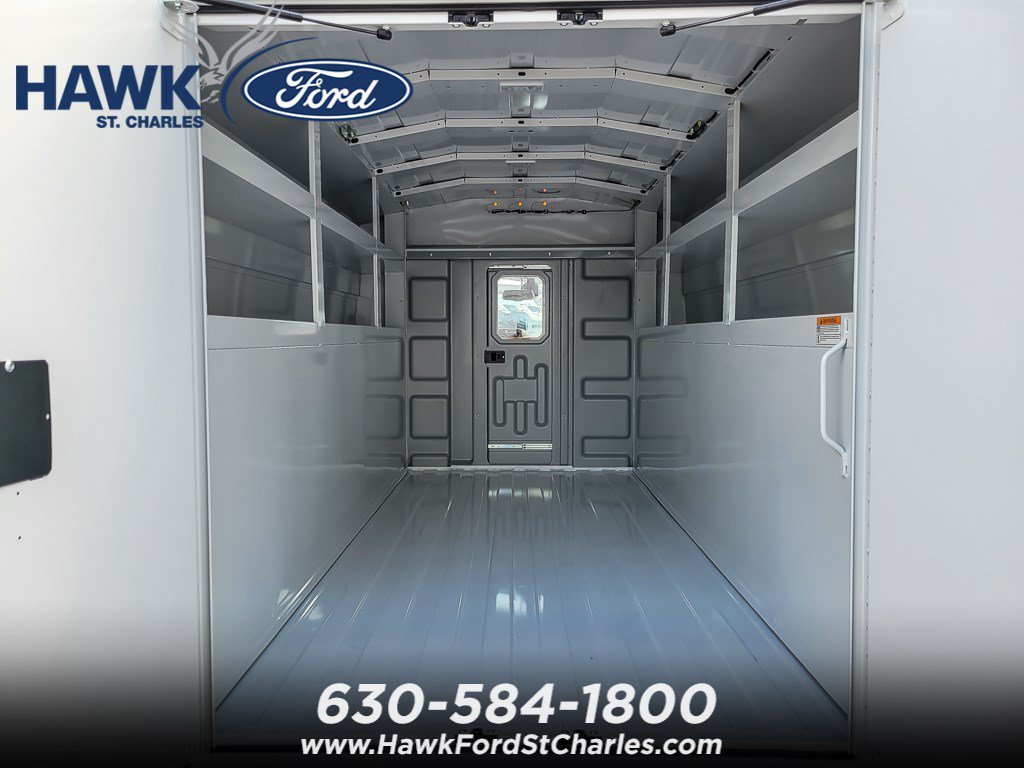New 2027 Oxford White Ford E-350 SRW image 14