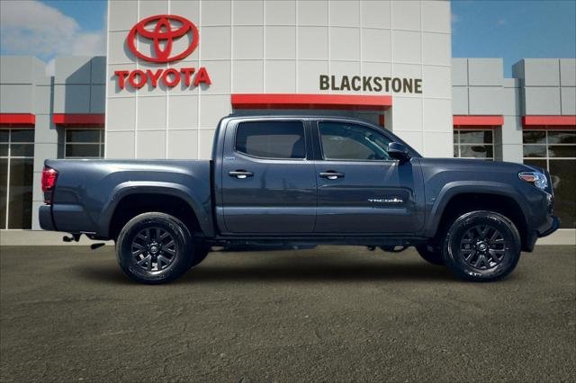 Certified Used 2023 MAGNETIC GRAY MET. Toyota  image 2