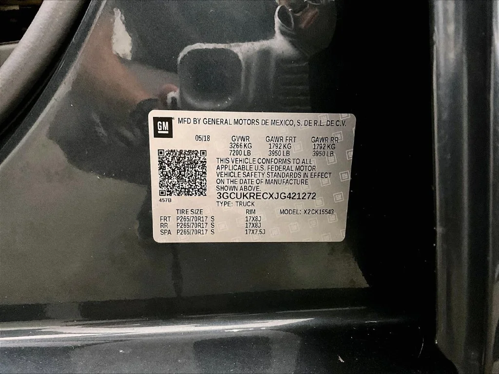 Used 2018 Gray Chevrolet LT image 19