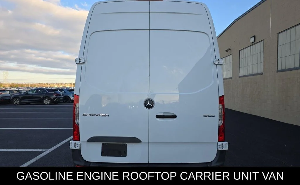 Used 2023  Mercedes-Benz Cargo Van 144 in. WB image 5