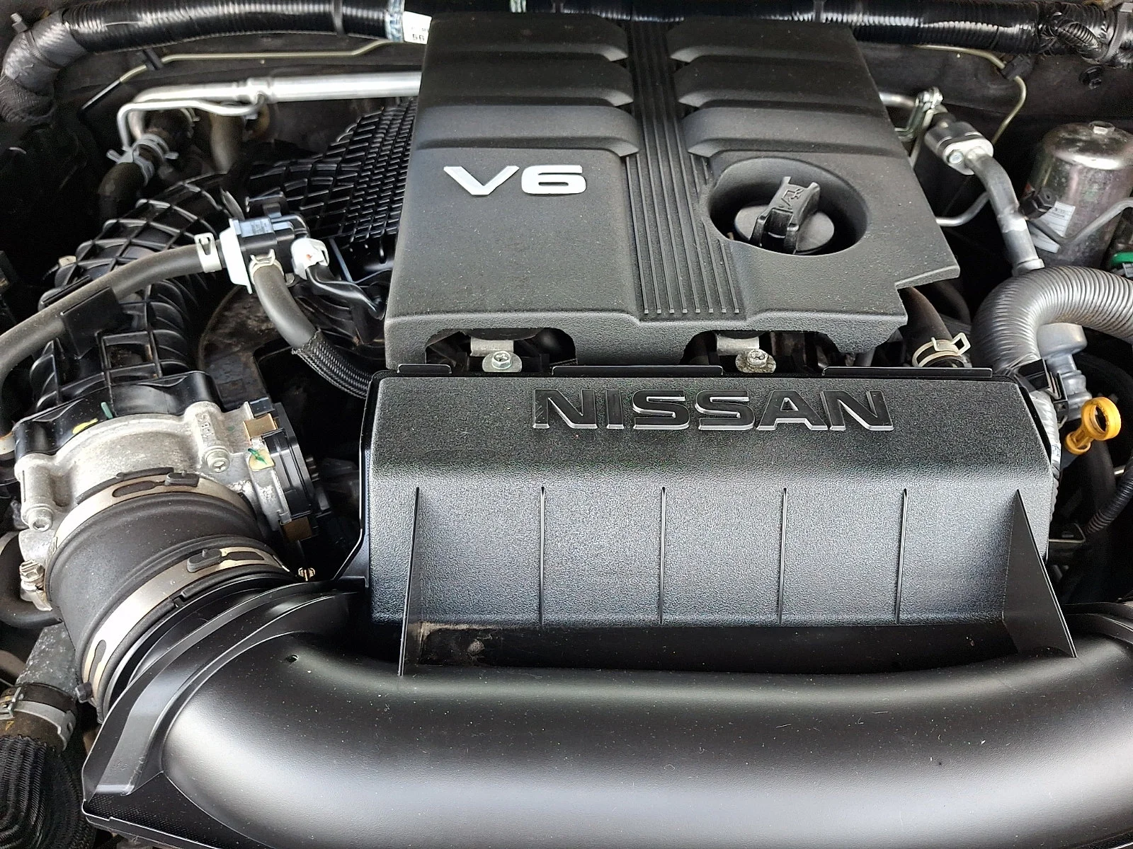 Used 2023 Black Nissan PRO-4X image 29