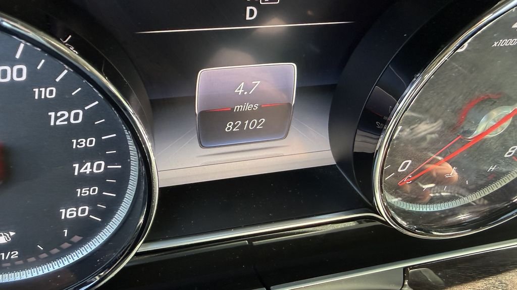 Used 2017 Gray Mercedes-Benz E 300 image 5