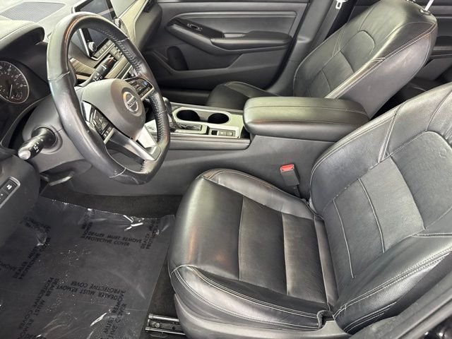 Used 2020 Black Nissan 2.5 SL image 20