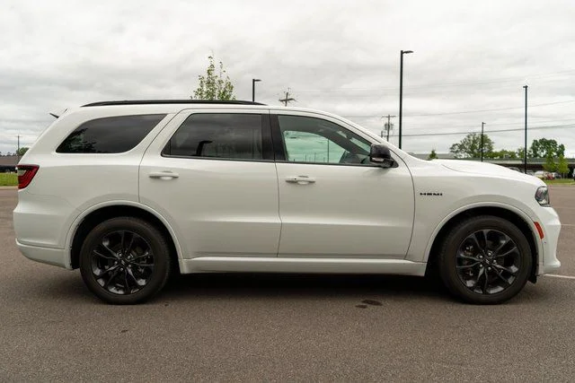 Used 2024 White Dodge R/T Premium image 5