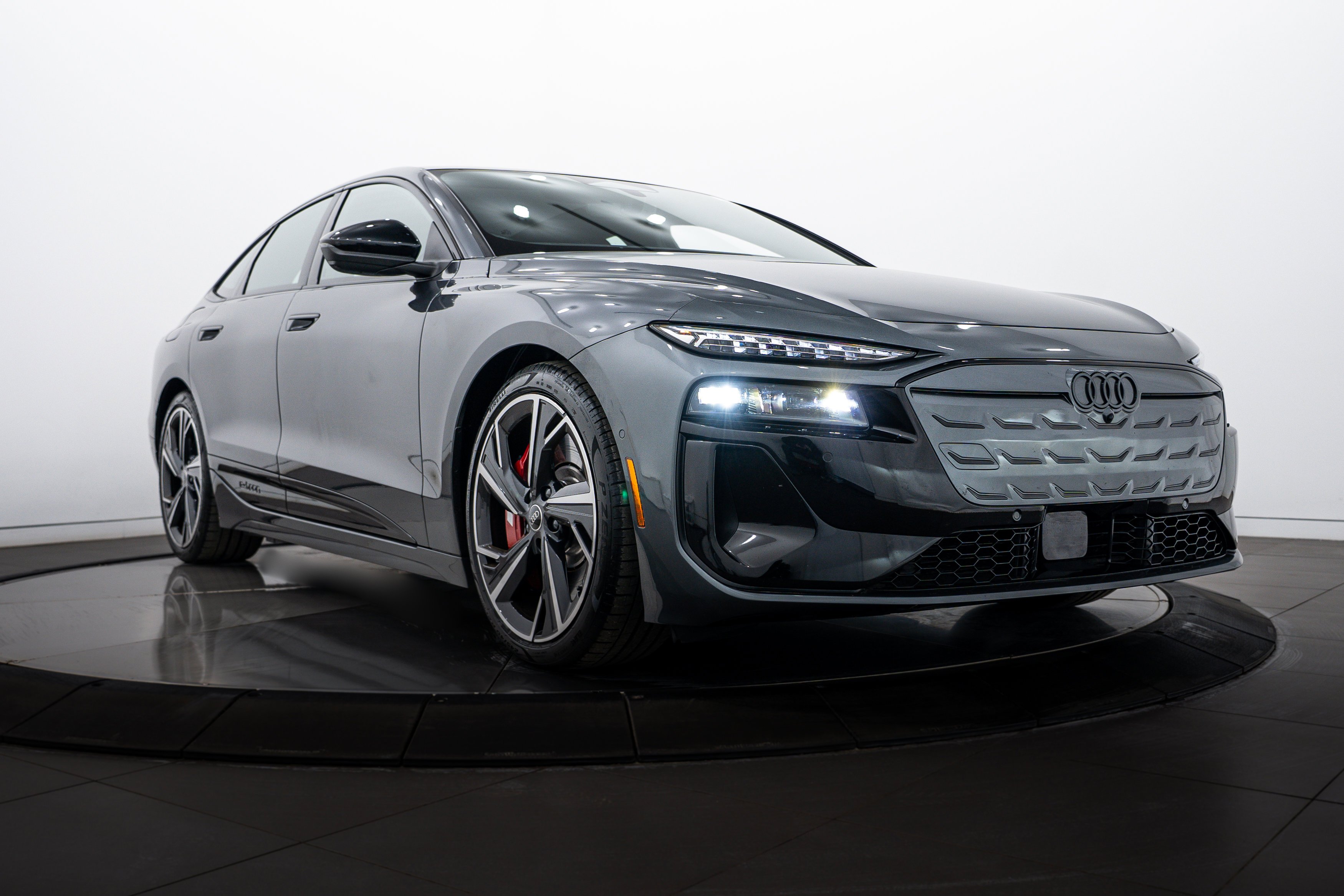 2025 Audi S6 Sportback e-tron Prestige