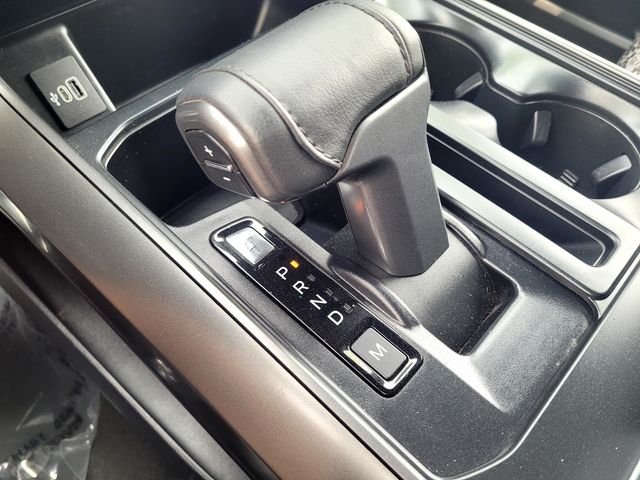 Used 2025  Ford Tremor image 20