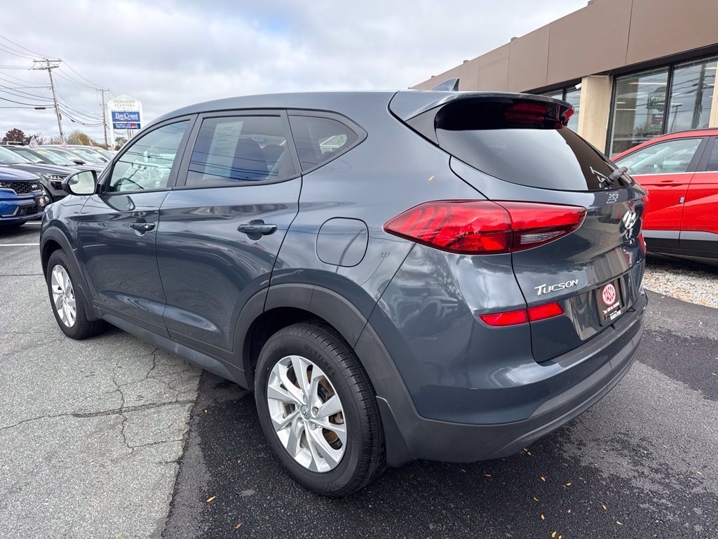 Used 2020 Blue Hyundai SE image 7