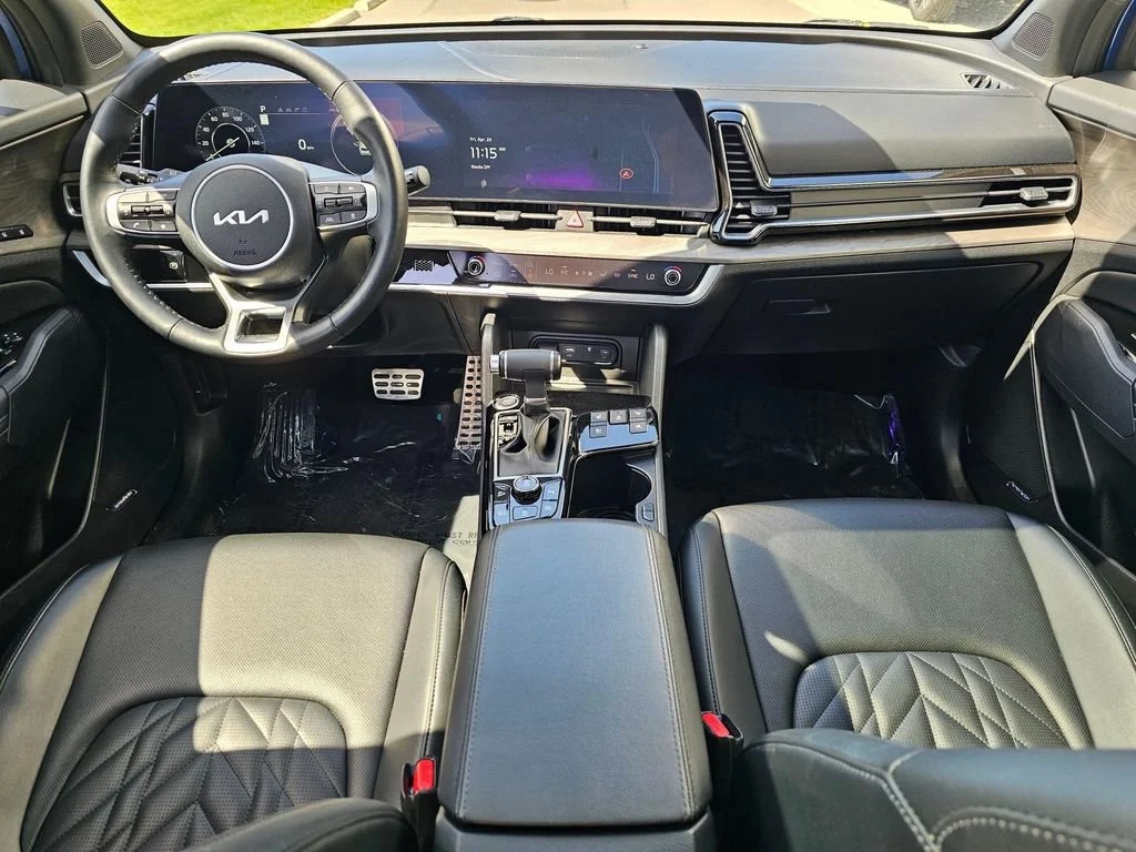 Used 2024  Kia X-Pro Prestige image 17