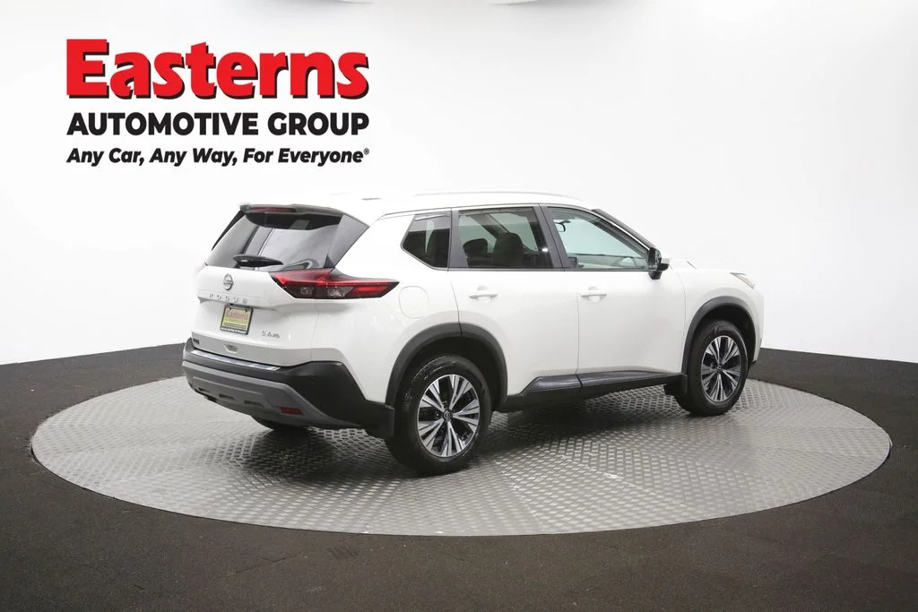 Used 2023 White Nissan SV image 43