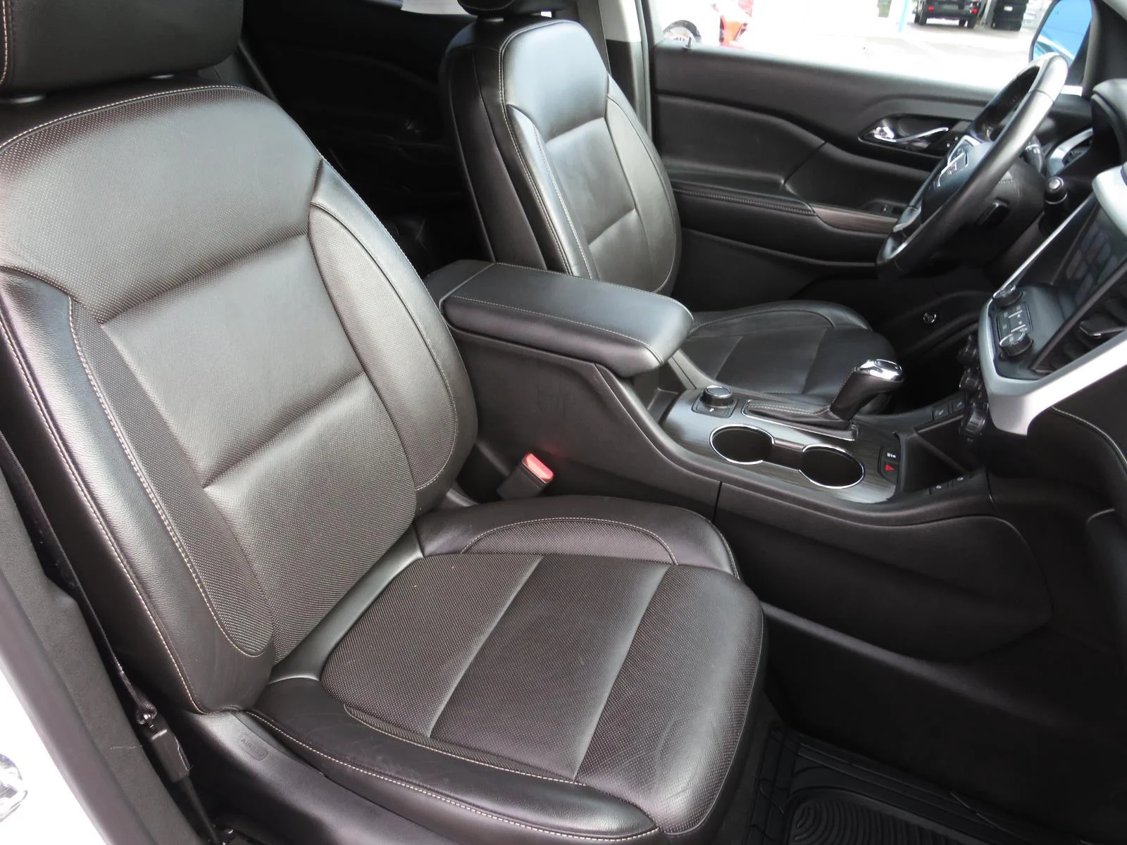Used 2018 SUMMIT WHITE GMC SLT image 20