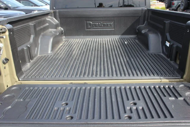 Used 2026 Green Jeep Mojave image 23