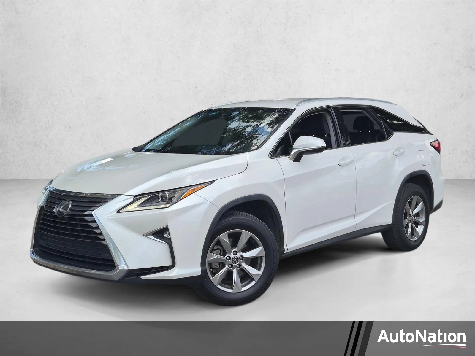Used 2018 Eminent White Pearl Lexus RX 350L Premium image 1
