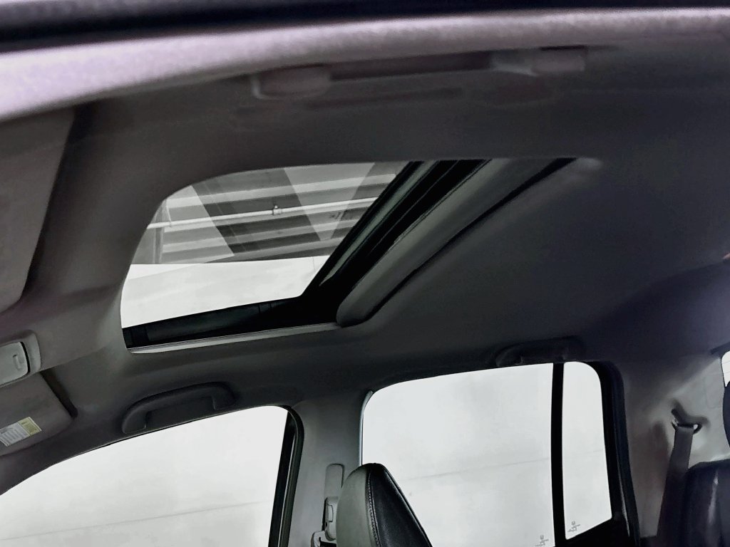 Used 2017 Silver Honda RTL-E image 19
