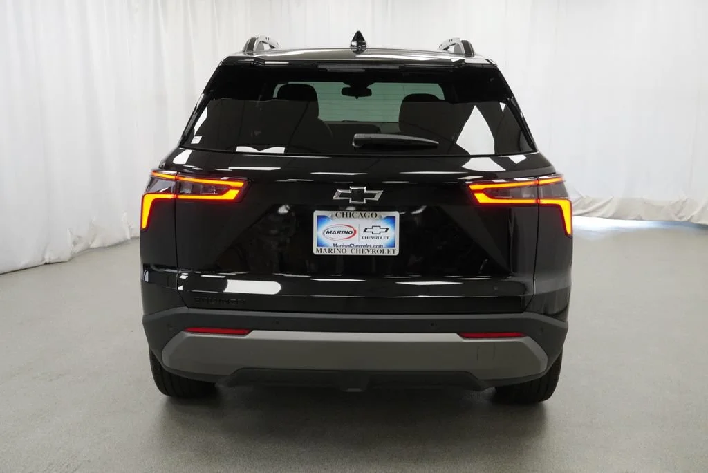 2027 Chevrolet Equinox LT - Photo 35