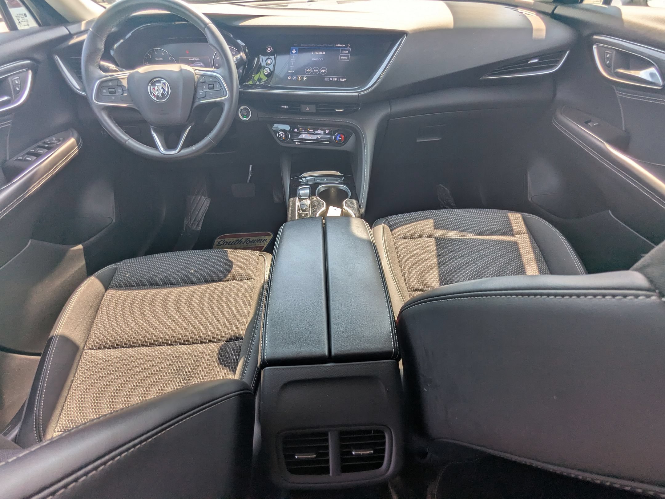 Used 2022 Summit White Buick Preferred image 27